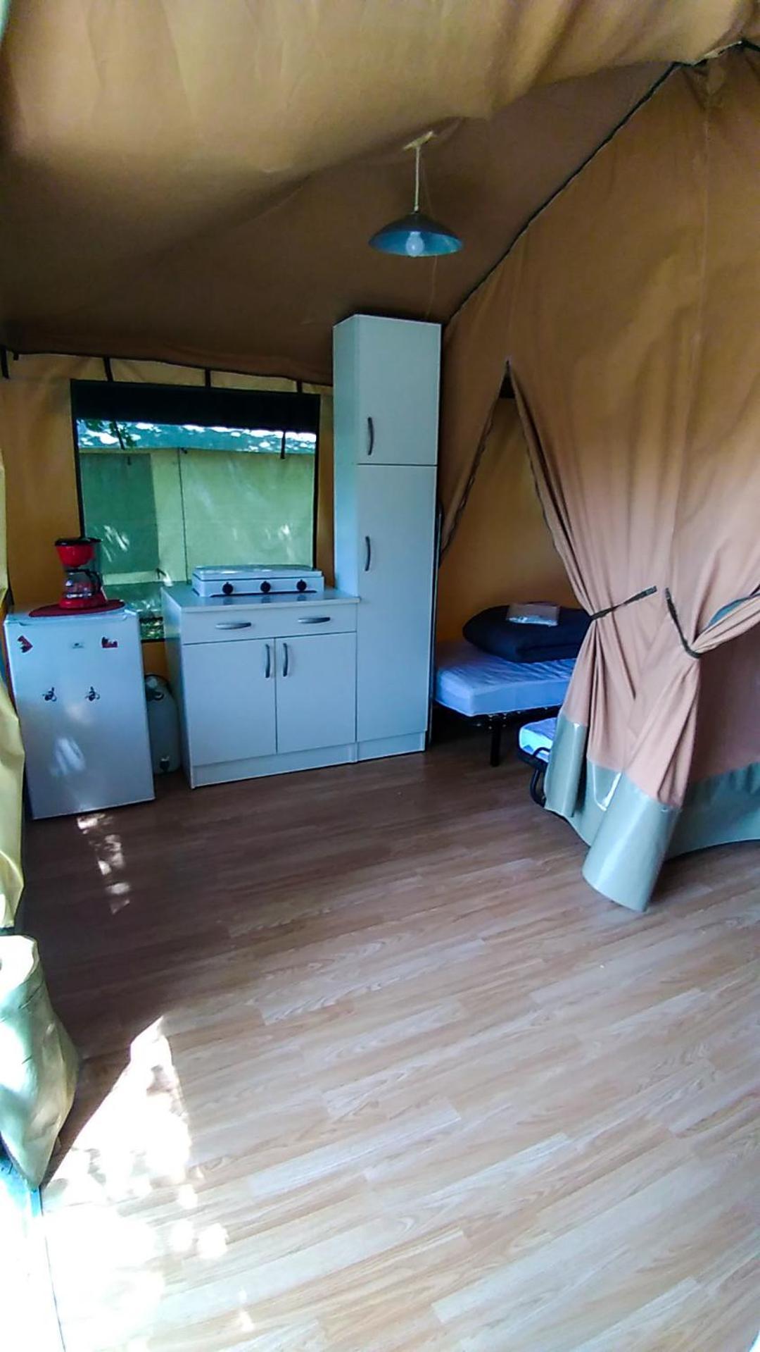 Camping Larribal Millau Bagian luar foto